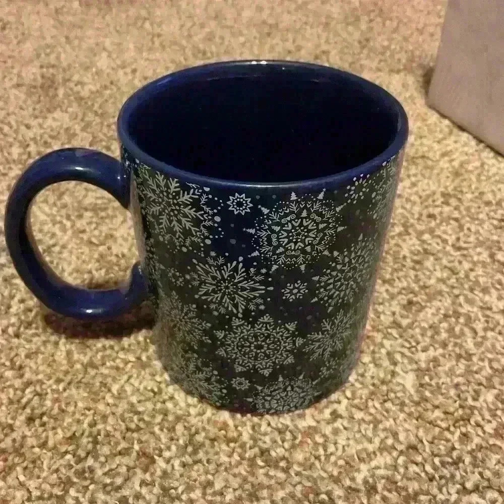 Snowflake coffee mug